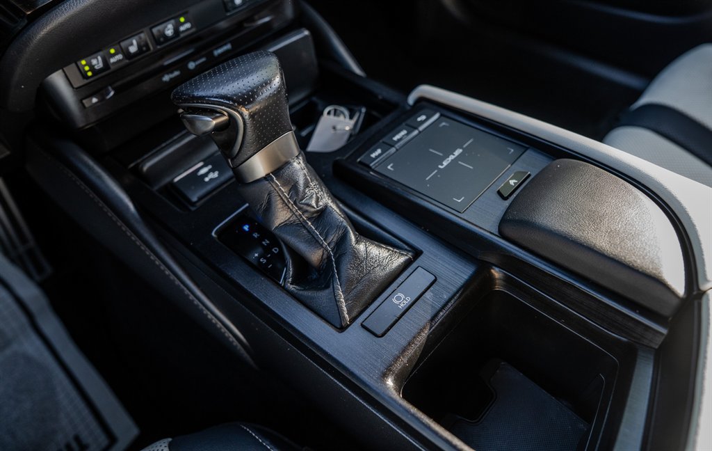 Used 2022 Lexus ES 350 F Sport w/ Accessory Package 2 FWD image 21