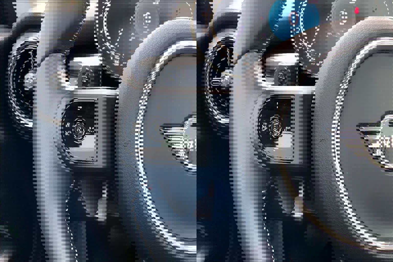 Used 2024 MINI Cooper S image 23