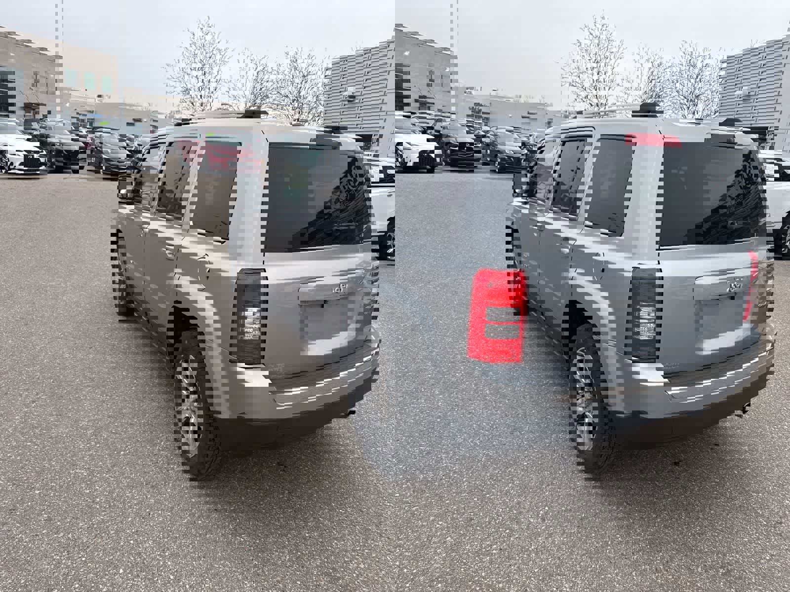 Used 2016 Jeep Patriot High Altitude image 7