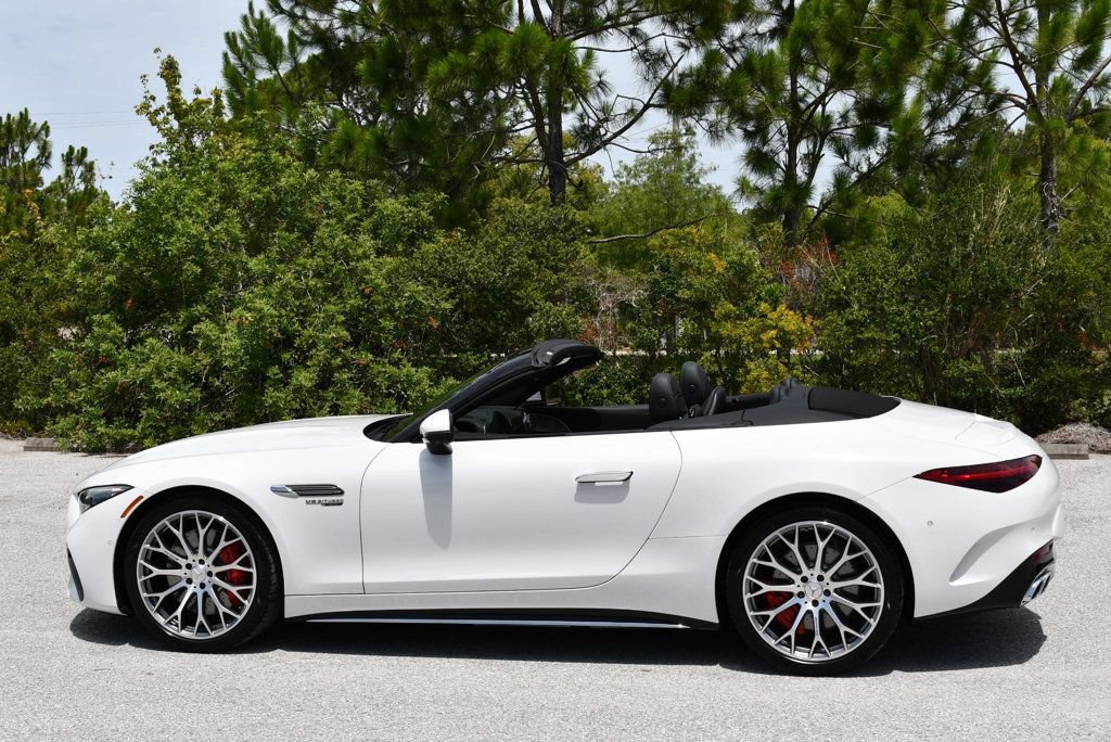 Used 2024 Mercedes-Benz SL 55 AMG 4MATIC image 43