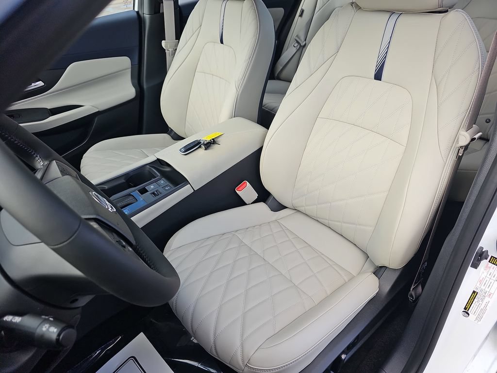 New 2026 Nissan Sentra SL w/ Floor Mat Package FWD image 20