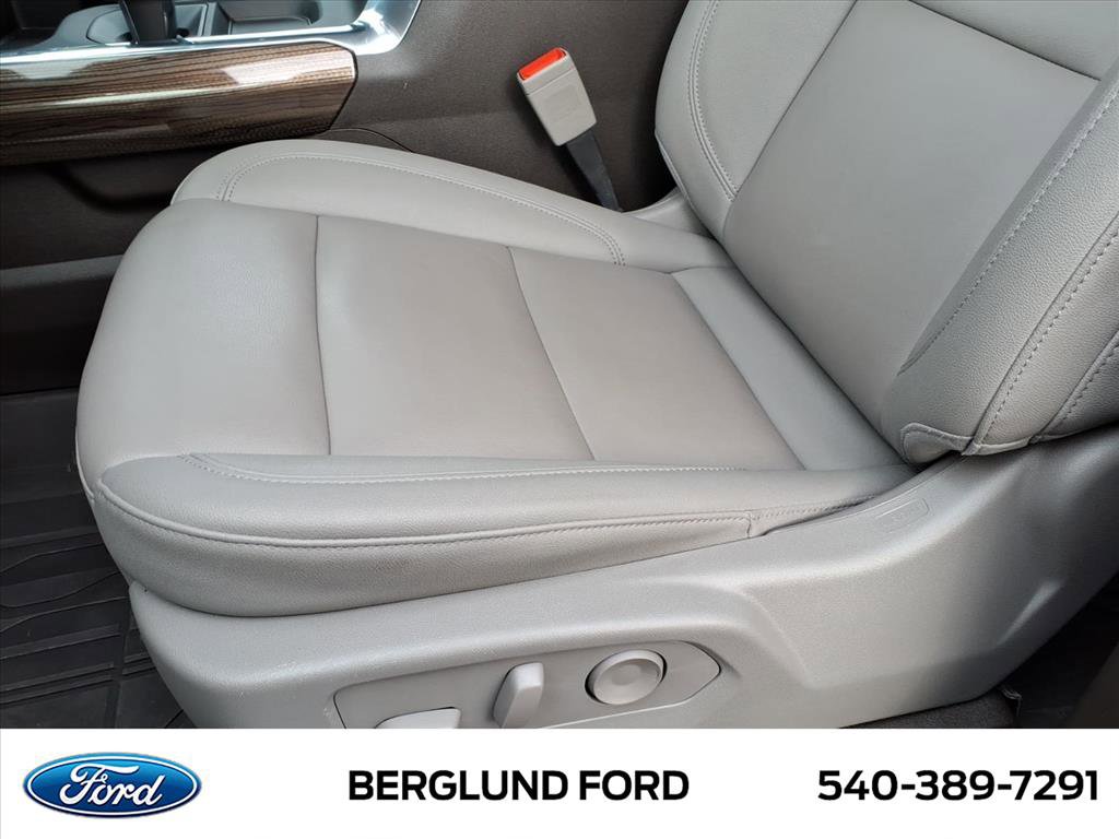New 2026 Ford F250 XLT w/ XLT Premium Package image 17