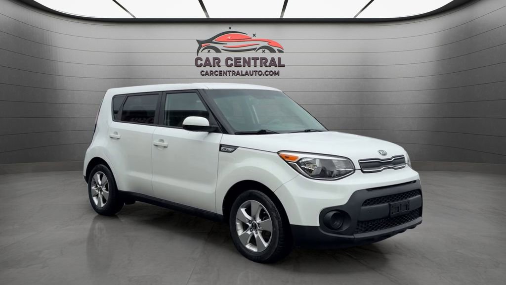 Used 2017 Kia Soul w/ Convenience Package image 7