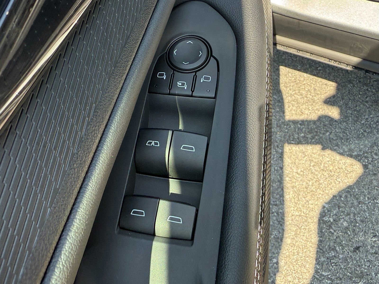 New 2025 Chevrolet Blazer EV LT w/ Super Cruise Package image 37