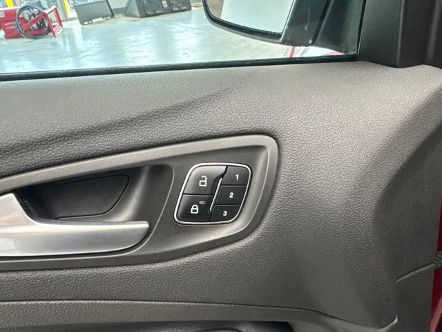 Used 2019 Ford Escape Titanium AWD/4WD image 22