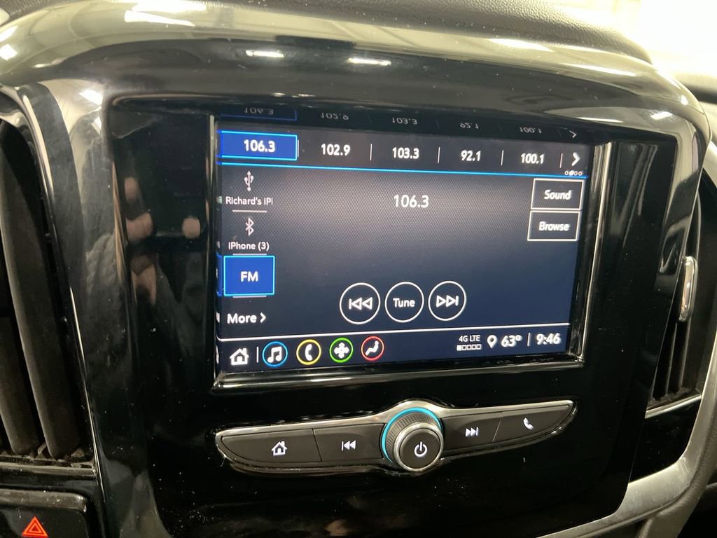 Used 2020 Chevrolet Traverse LS image 12