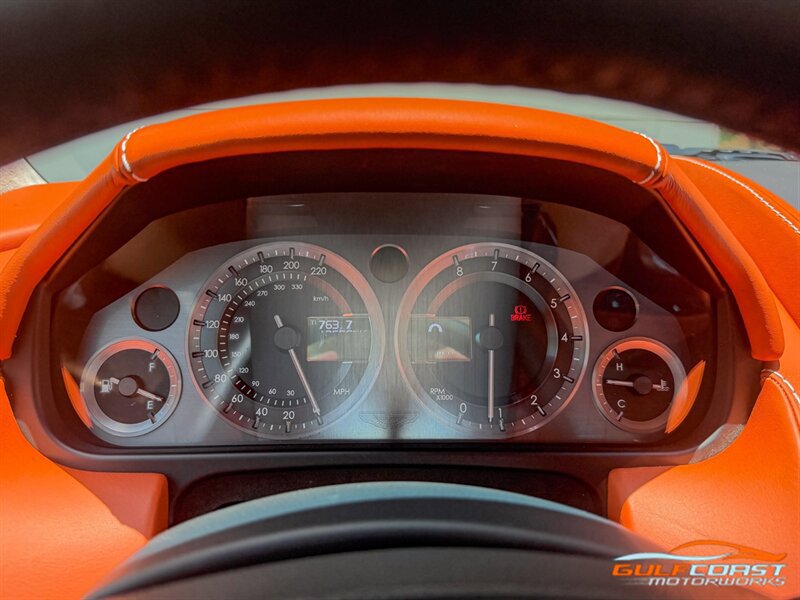 Used 2007 Aston Martin V8 Vantage Coupe RWD image 13