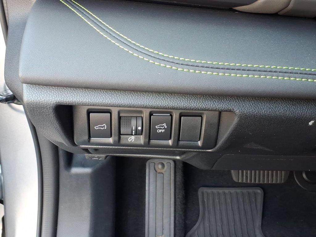 Used 2025 Subaru Outback Onyx Edition AWD/4WD image 19