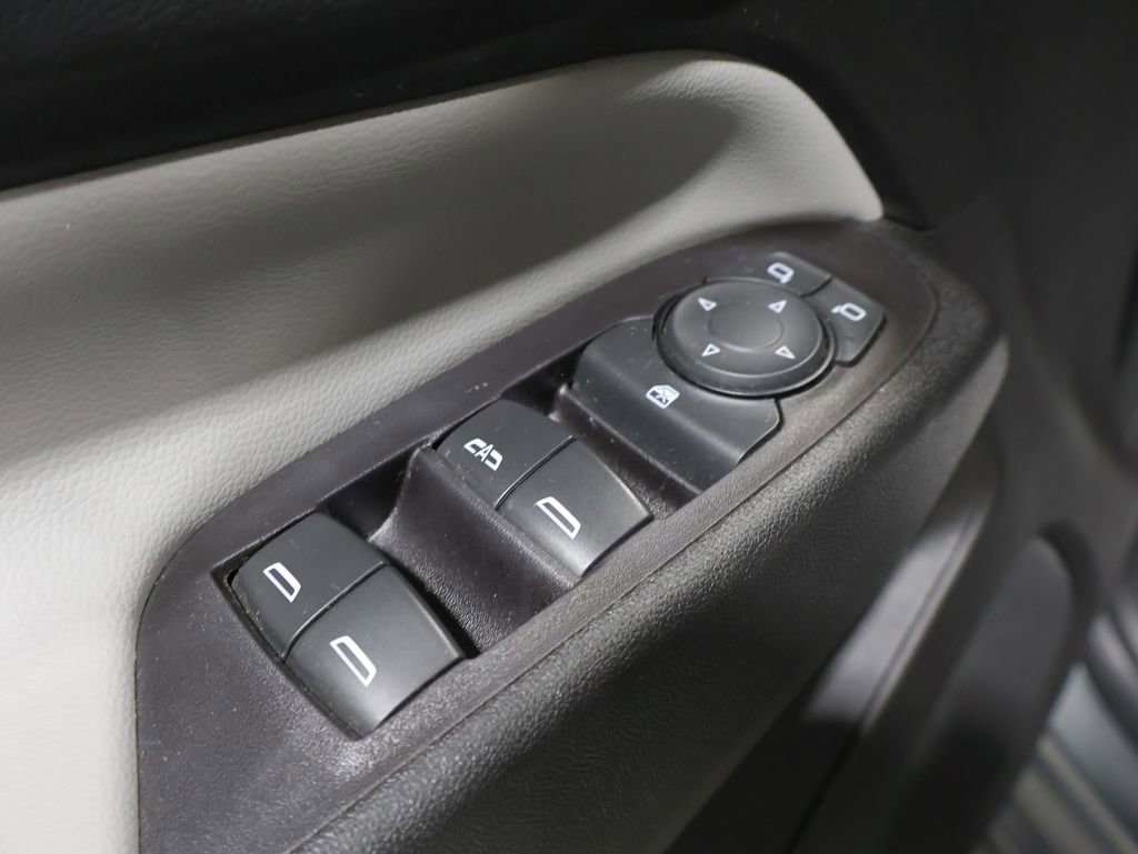 Used 2020 Chevrolet Equinox LT image 14