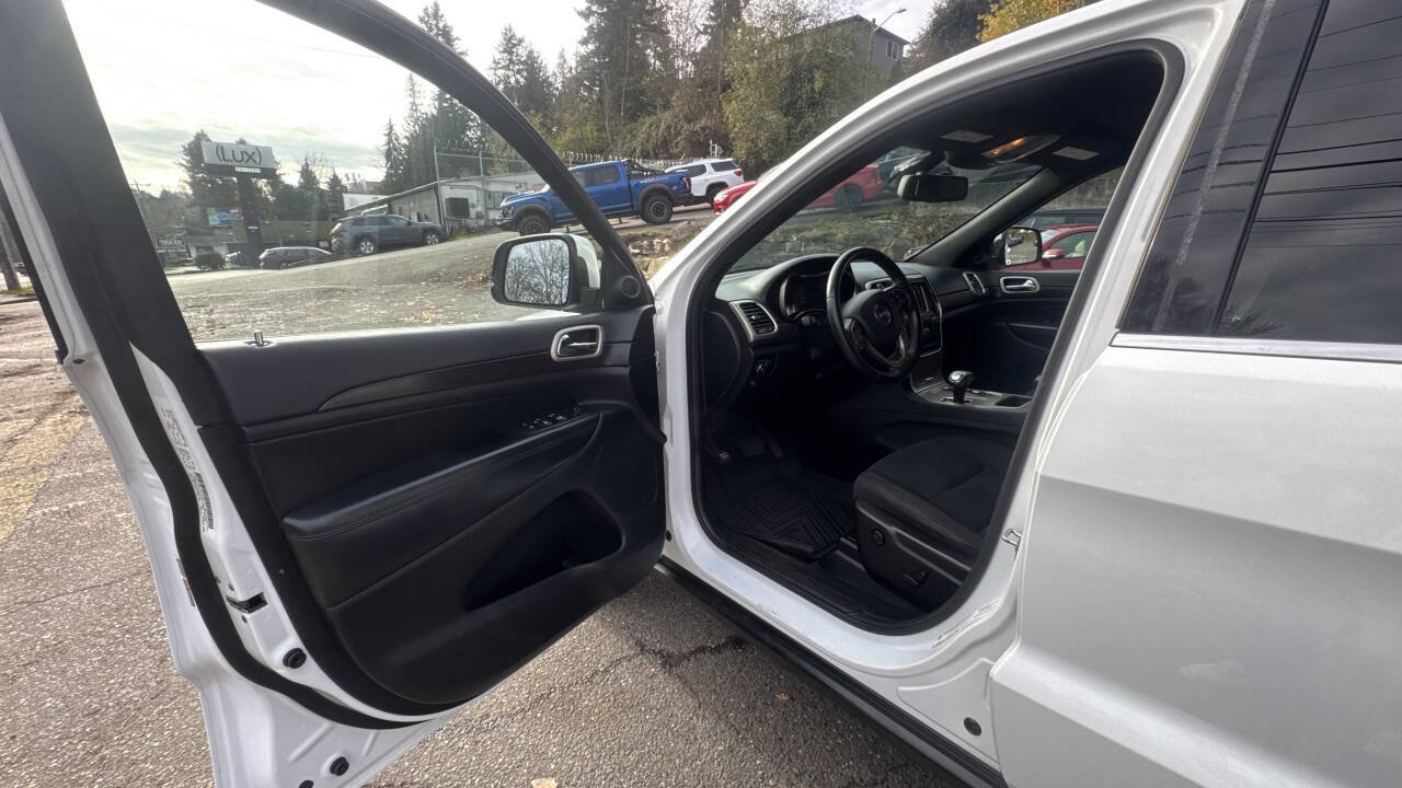 Used 2014 Jeep Grand Cherokee Laredo w/ Quick Order Package 23E image 27