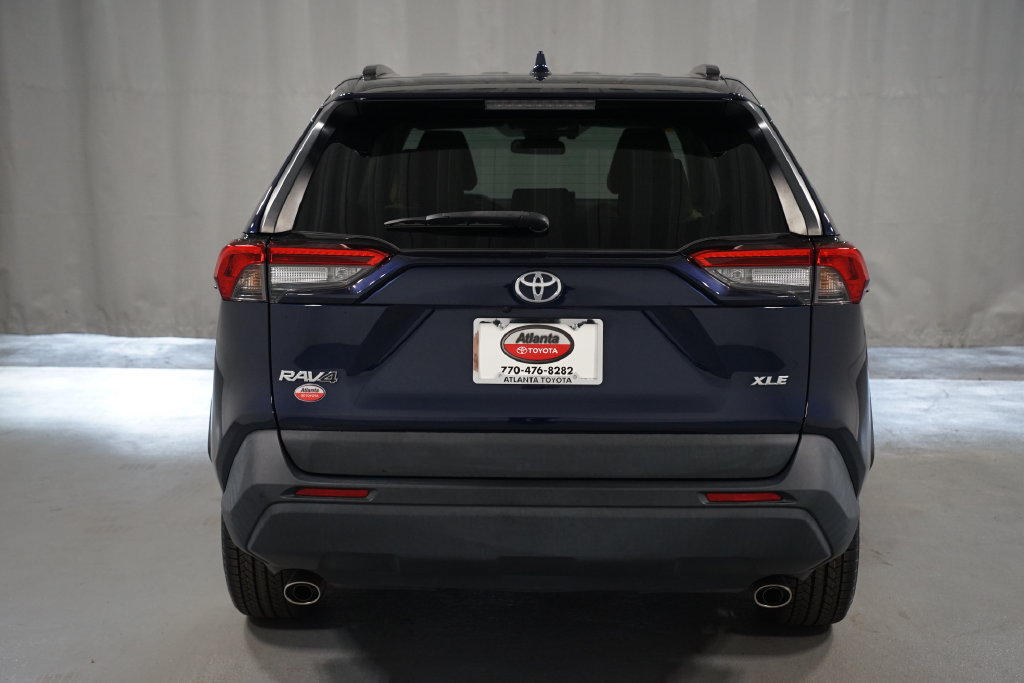 Used 2022 Toyota RAV4 XLE Premium FWD image 7