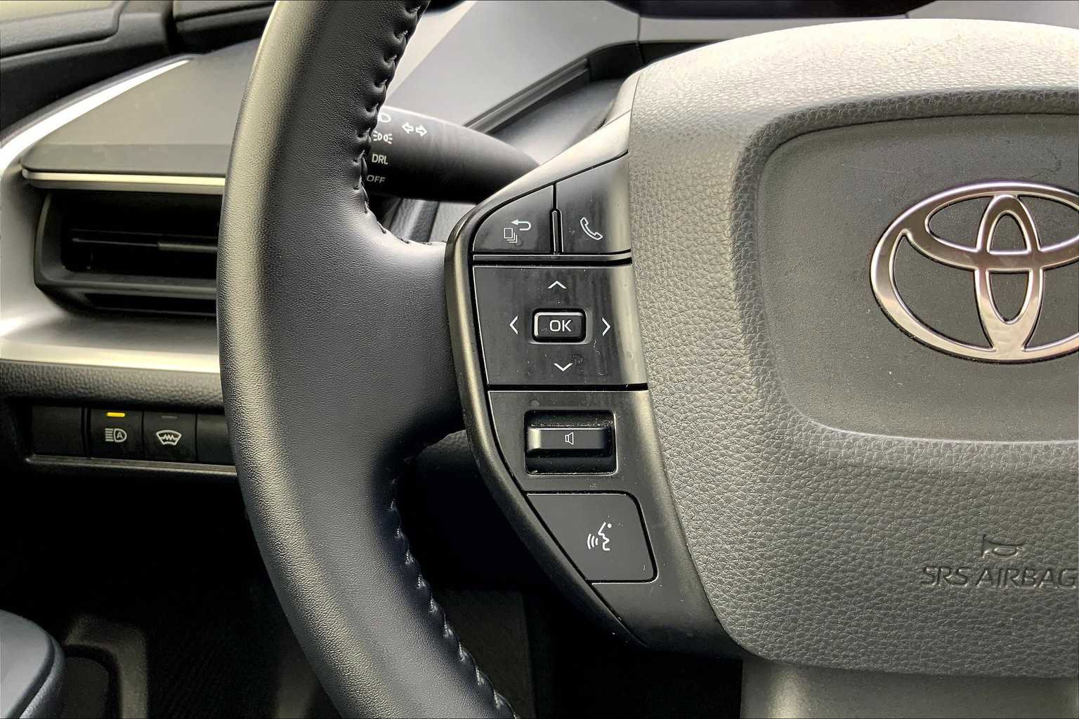 Used 2024 Toyota Prius XLE image 45