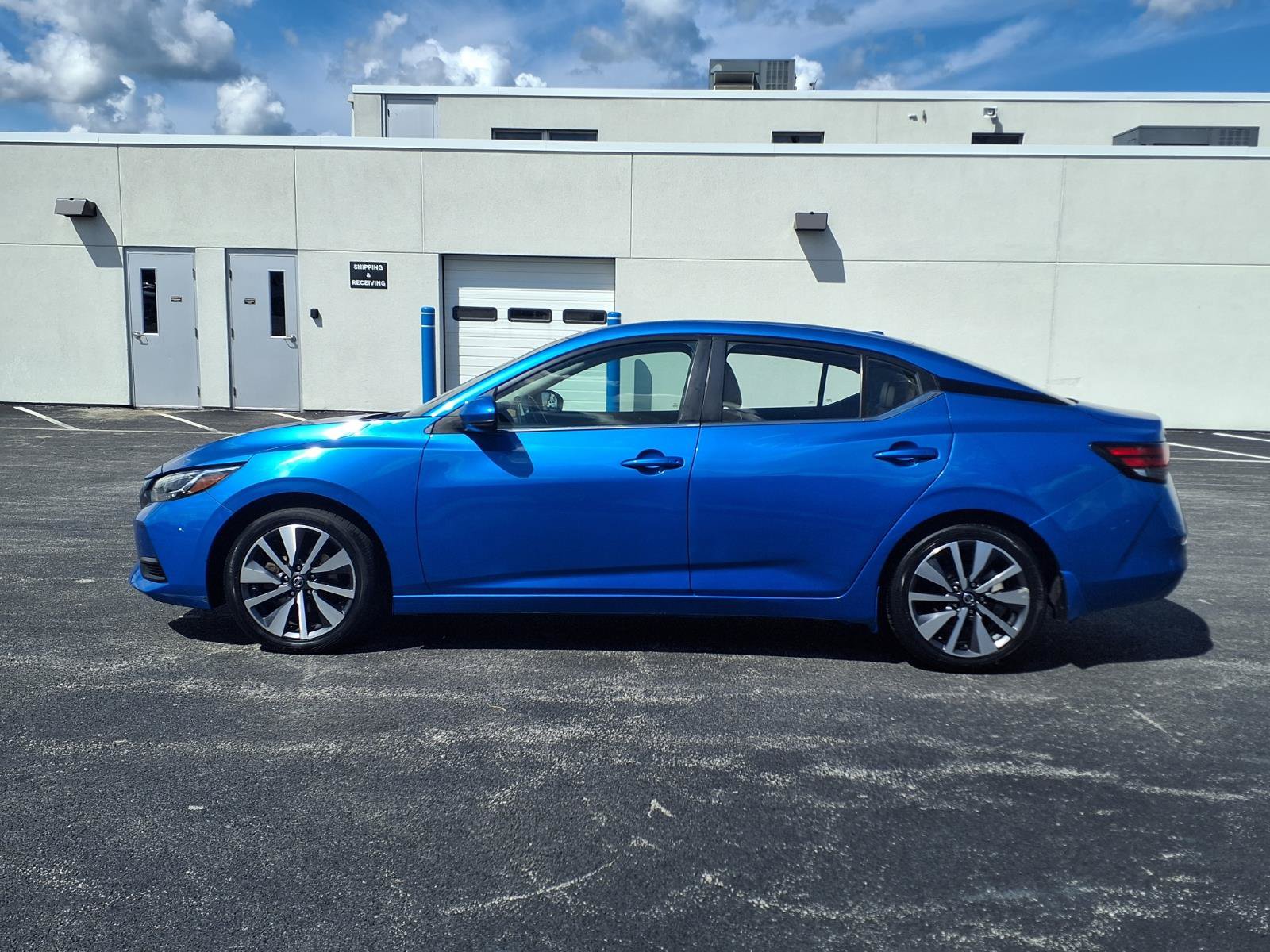 Used 2020 Nissan Sentra SV w/ SV Premium Package FWD image 8