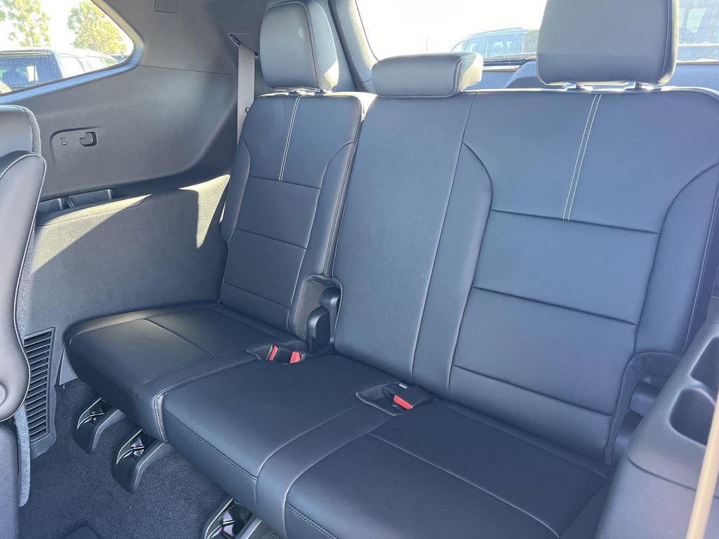 New 2026 GMC Acadia Elevation image 28