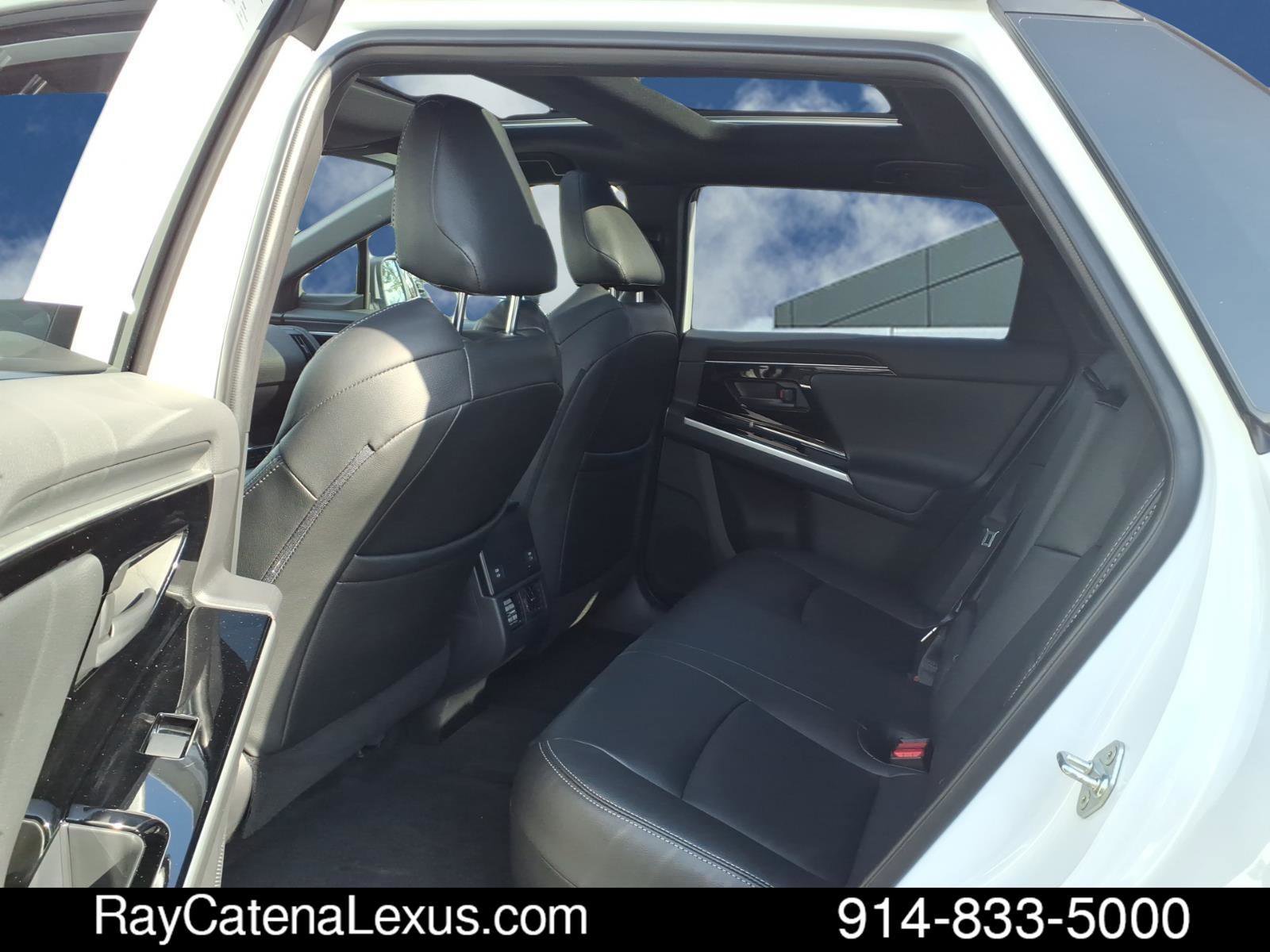 Used 2025 Toyota bZ4X AWD w/ Weather Package image 17