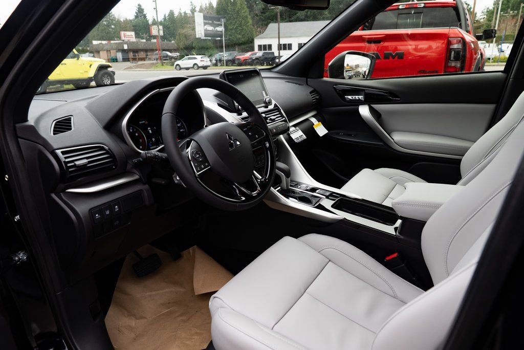 New 2026 Mitsubishi Eclipse Cross SEL image 19