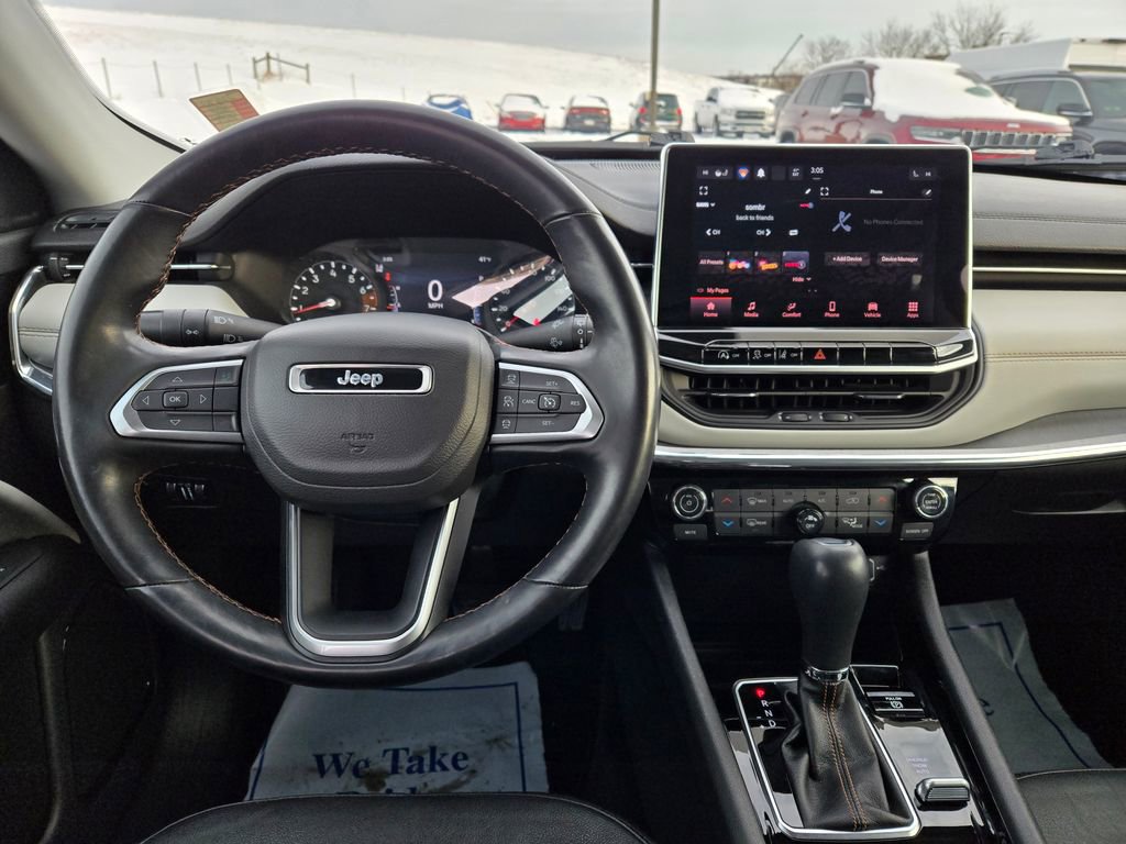 Used 2022 Jeep Compass Limited image 18