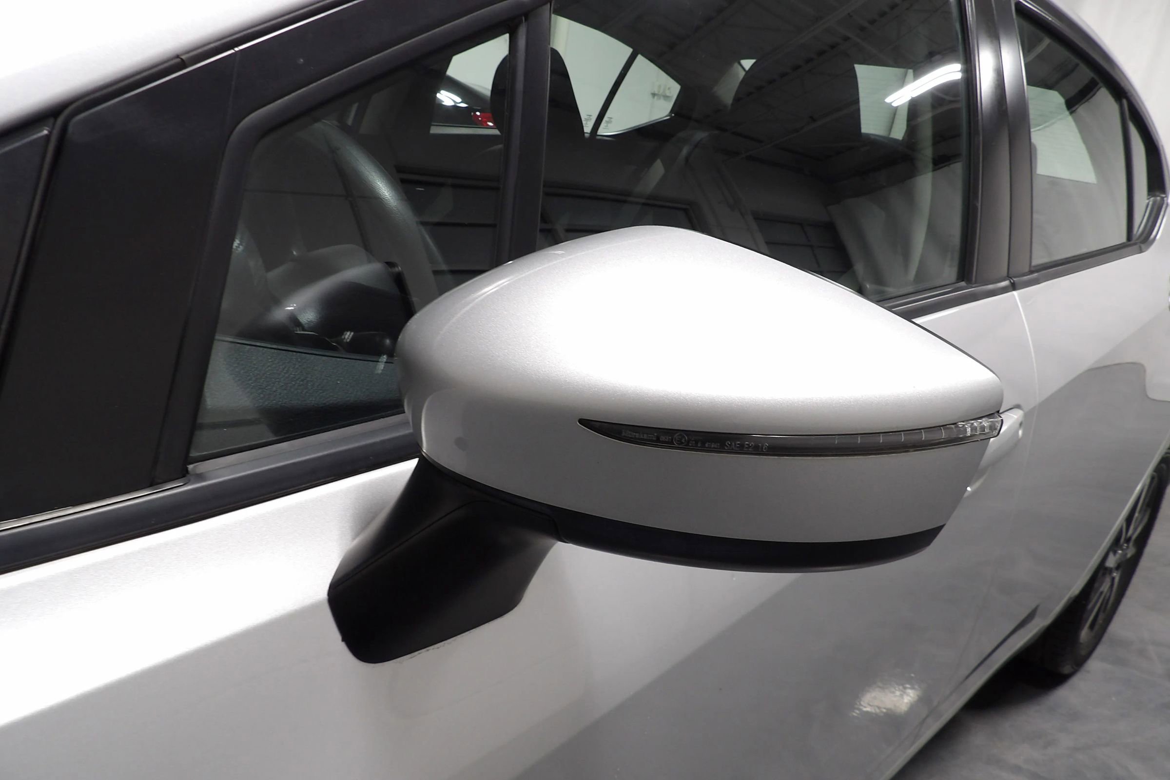 Used 2021 Nissan Versa SV FWD image 7