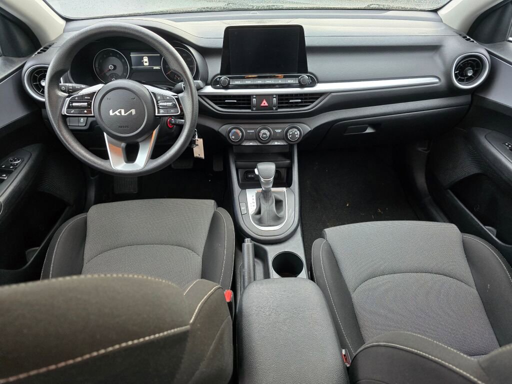 Used 2024 Kia Forte LXS image 19
