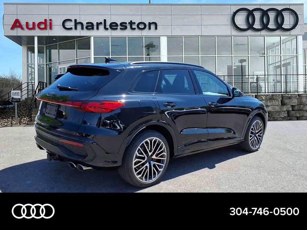 New 2026 Audi SQ5 Prestige AWD/4WD image 3