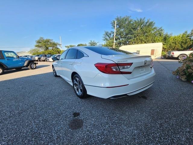 Used 2018 Honda Accord EX image 5