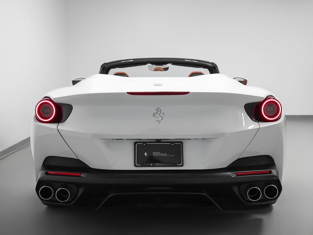 Certified 2019 Ferrari Portofino RWD image 35