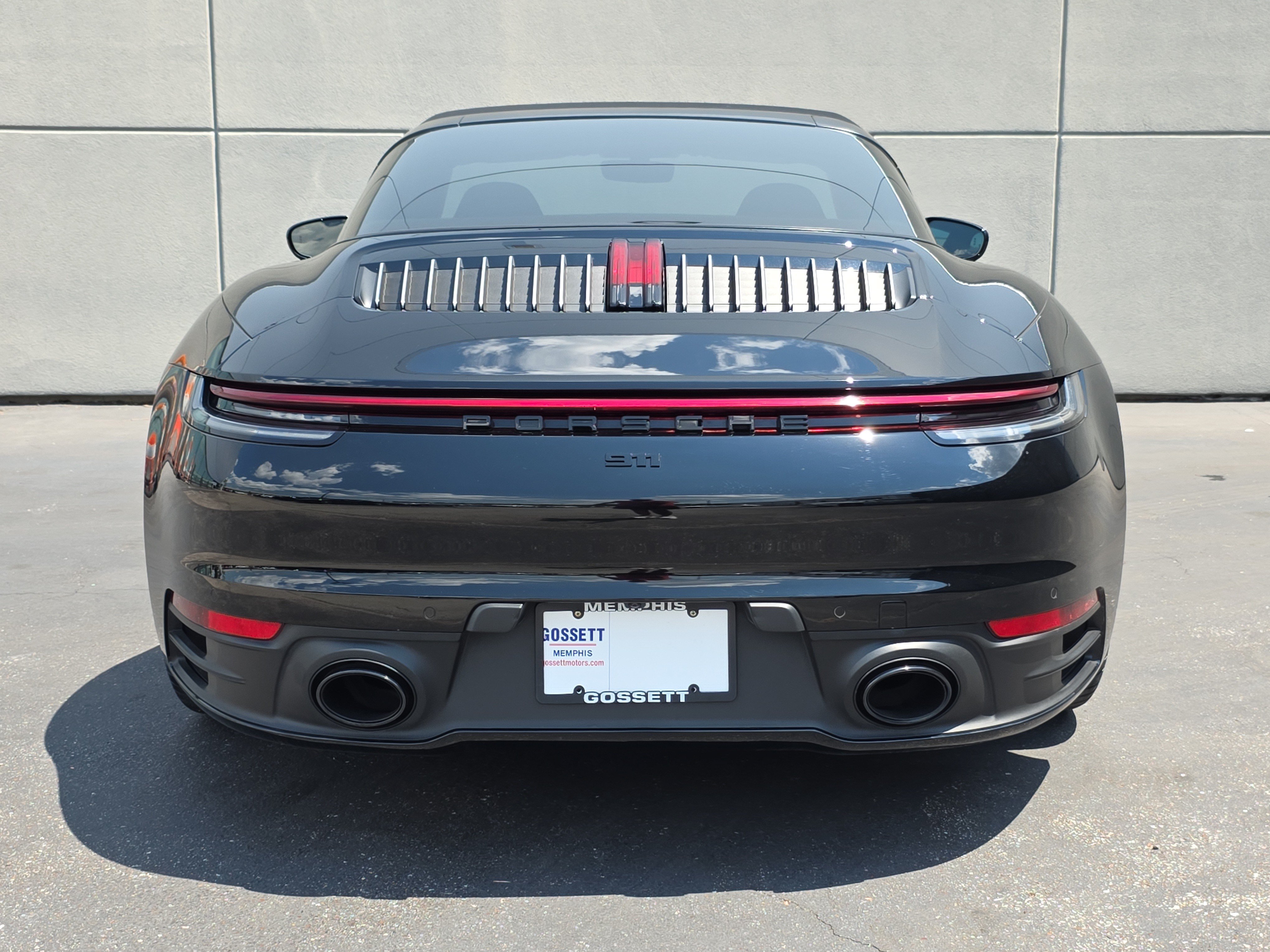 Certified 2024 Porsche 911 Targa 4 AWD/4WD image 6