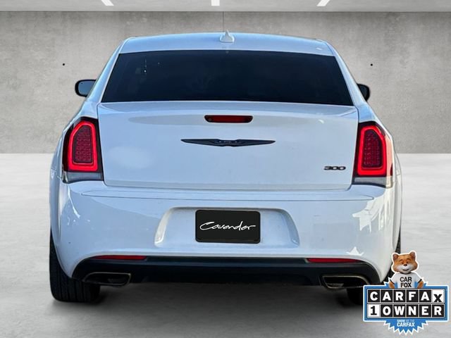 Used 2021 Chrysler 300 Touring w/ Sport Appearance Package RWD image 15