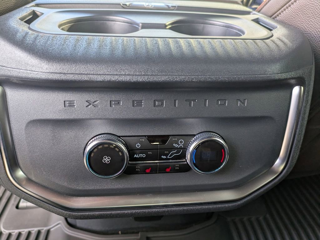 New 2026 Ford Expedition Max King Ranch image 18