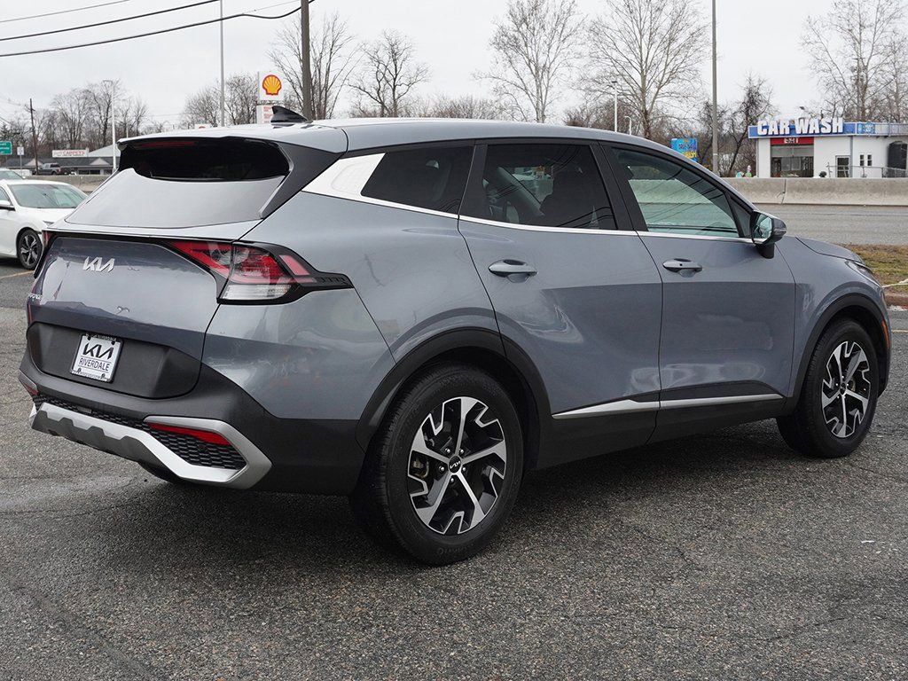 Used 2023 Kia Sportage EX image 10