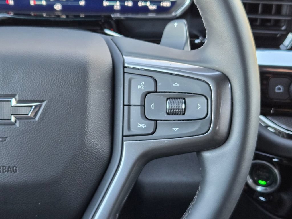 Used 2025 Chevrolet Silverado 1500 ZR2 w/ Technology Package AWD/4WD image 30