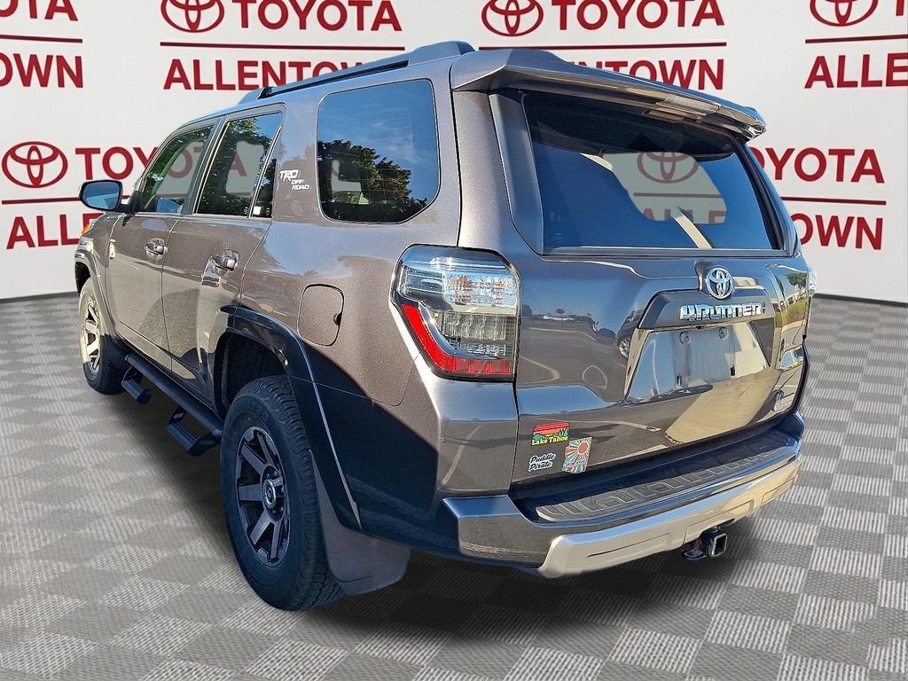 Used 2022 Toyota 4Runner TRD Off-Road Premium AWD/4WD image 4