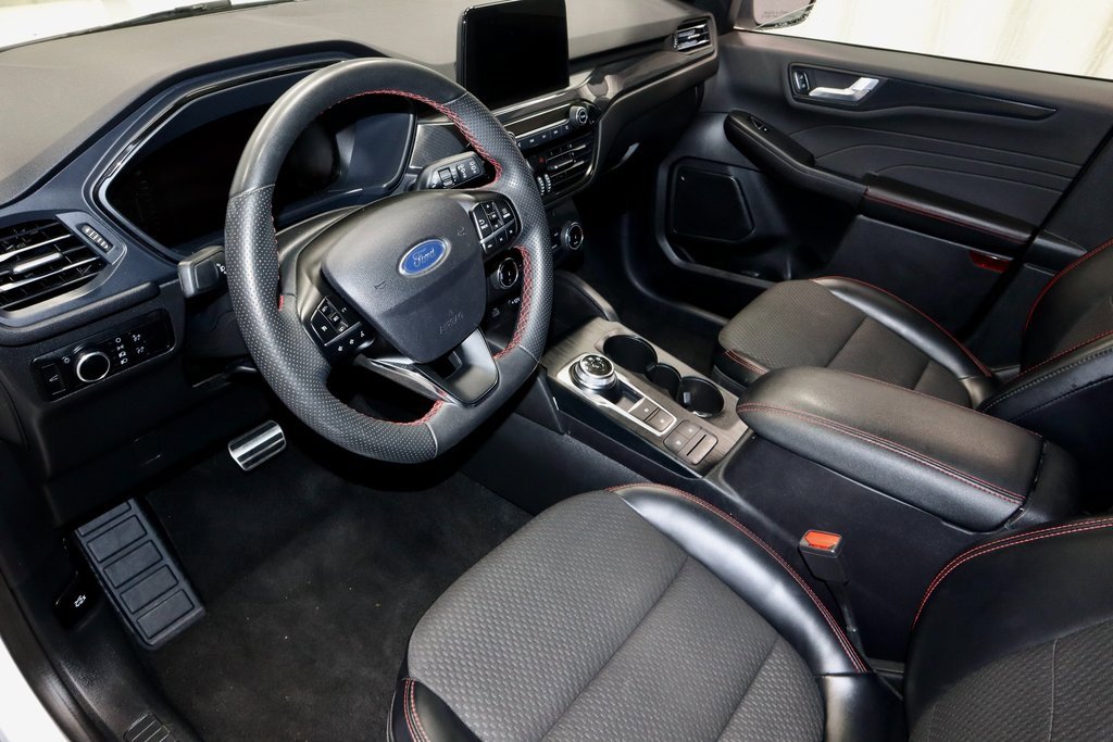 Certified 2023 Ford Escape ST-Line image 24