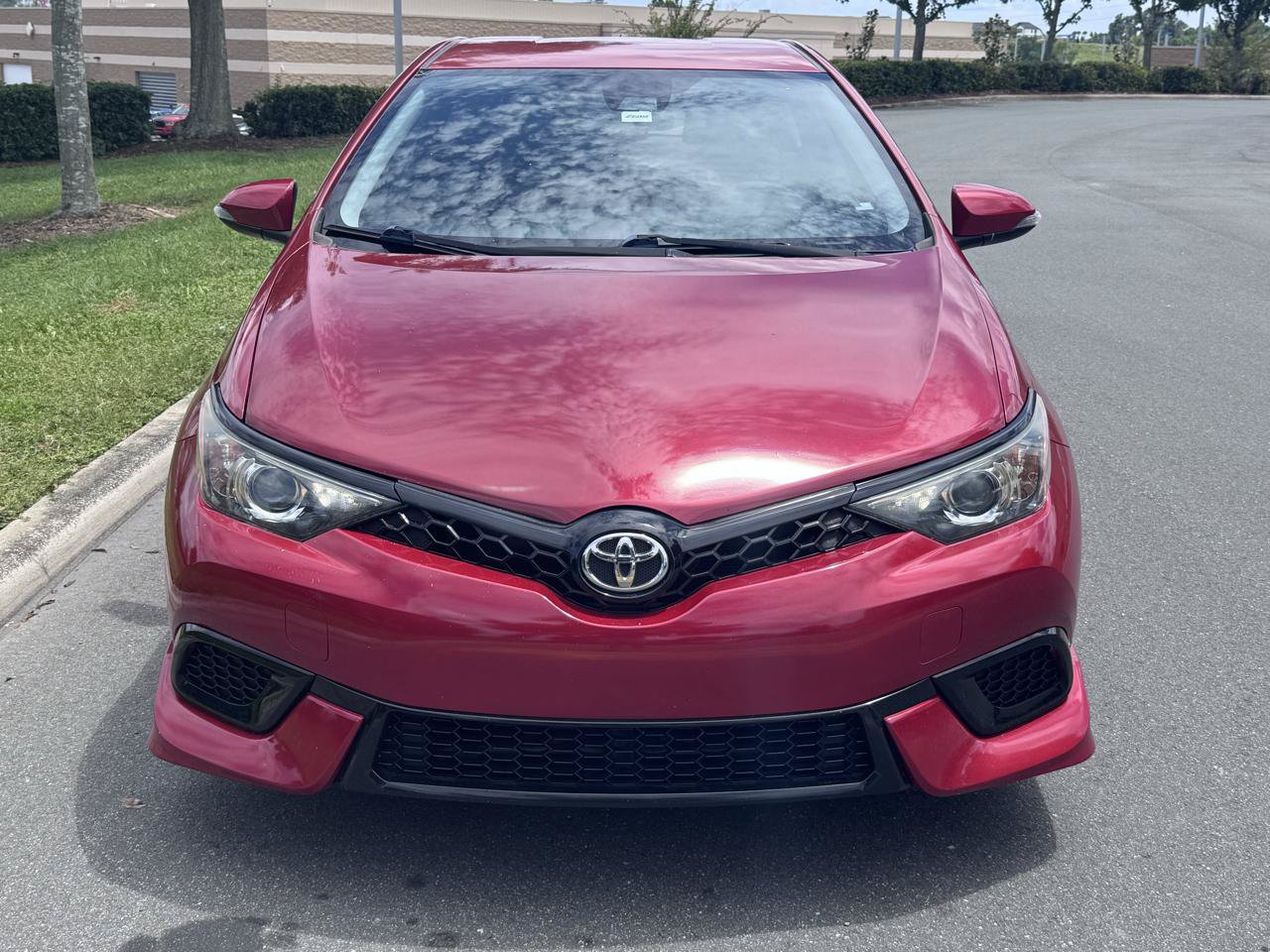 Used 2018 Toyota Corolla iM FWD image 5