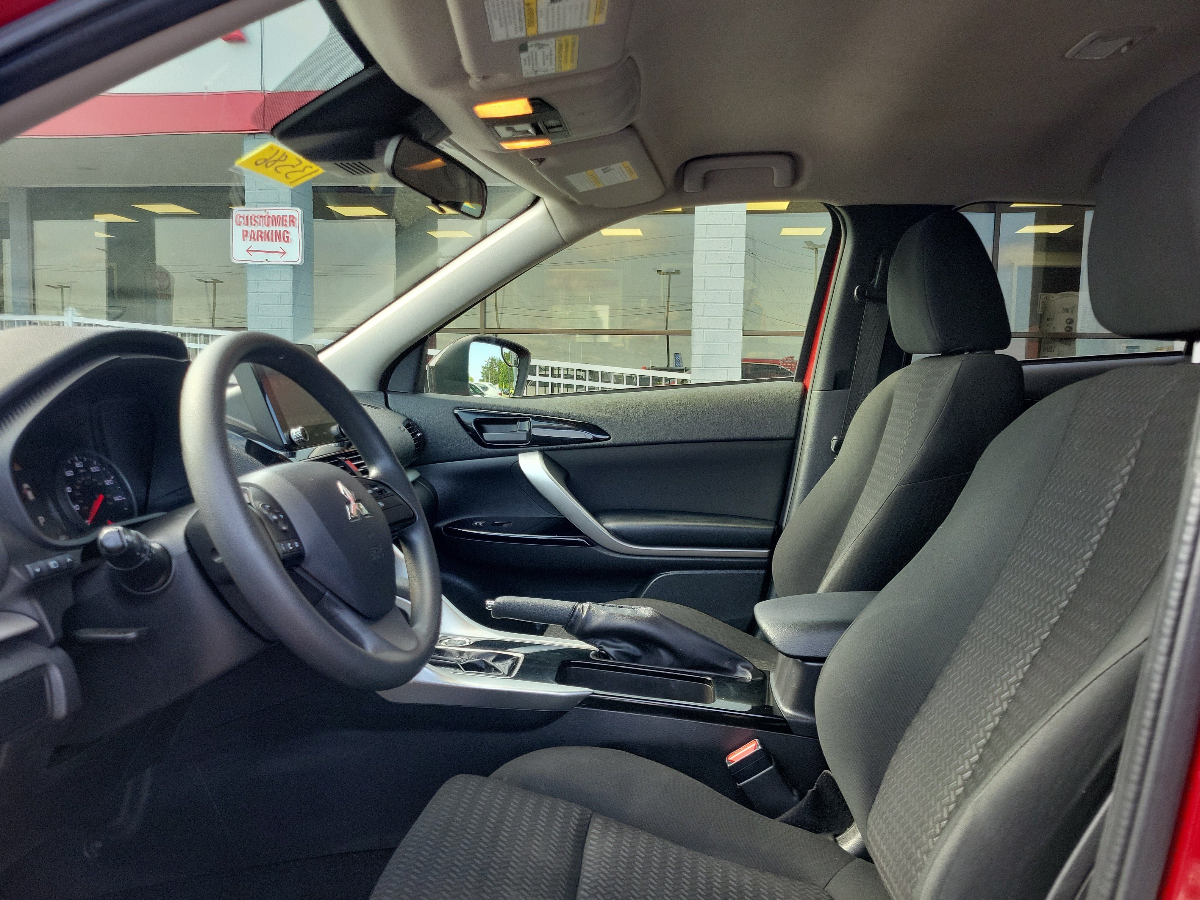 Used 2024 Mitsubishi Eclipse Cross LE AWD/4WD image 15