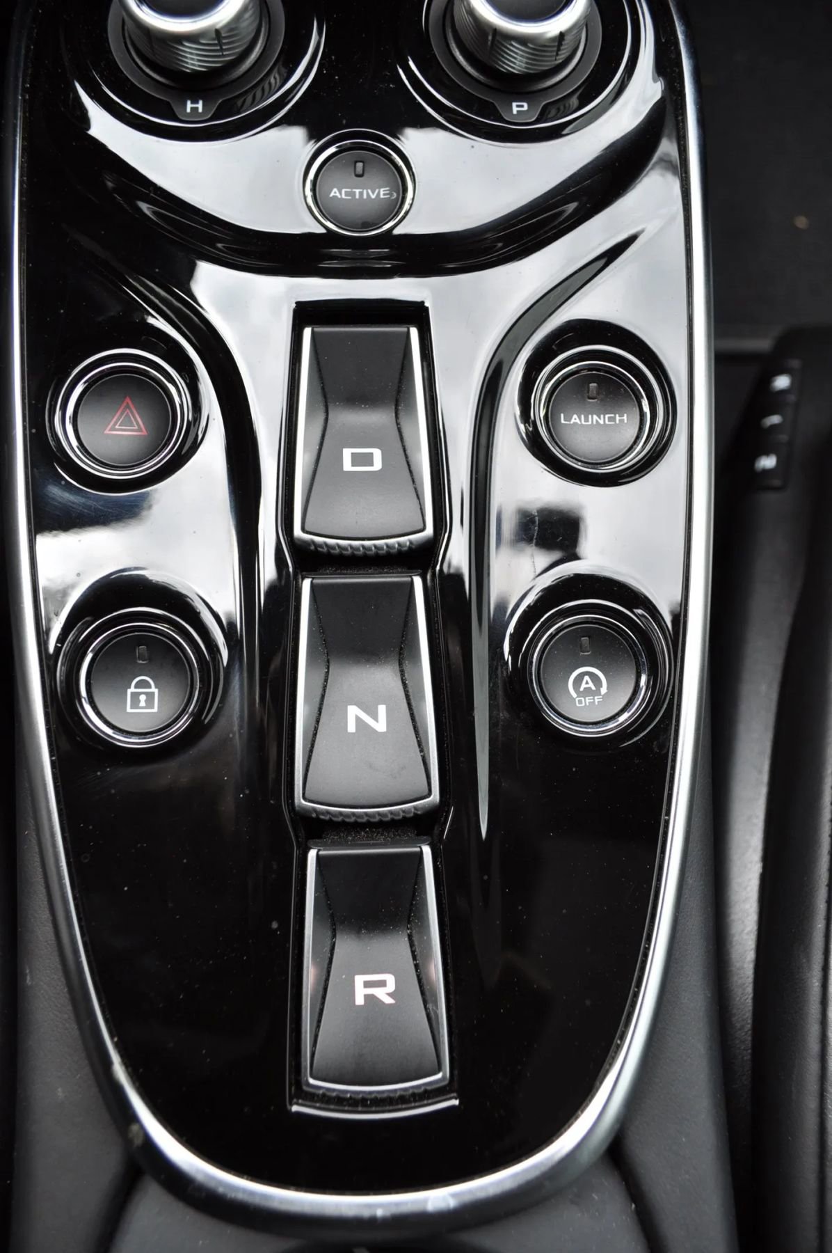 Used 2022 McLaren GT image 9