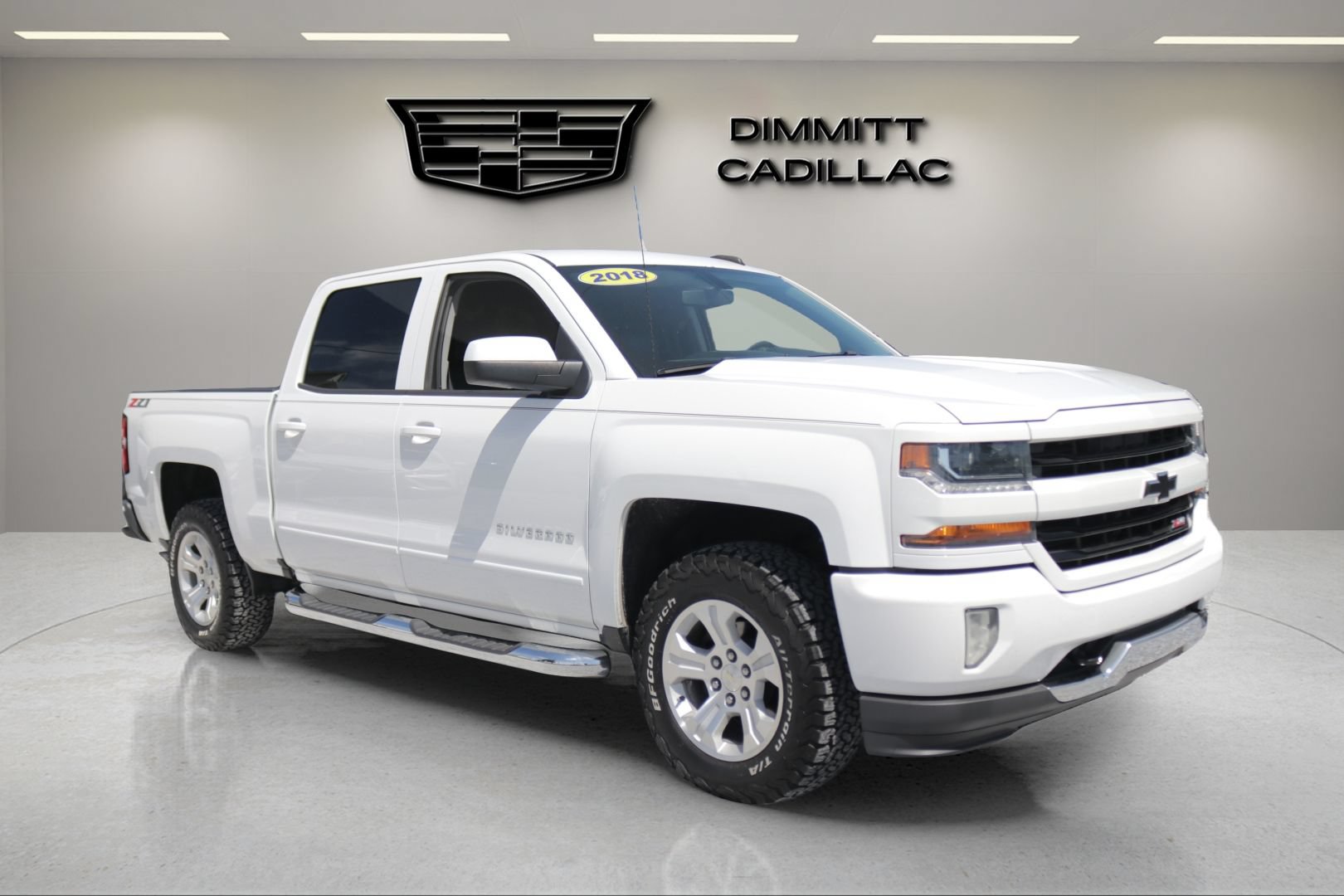 Used 2018 Chevrolet Silverado 1500 LT w/ All Star Edition AWD/4WD image 3