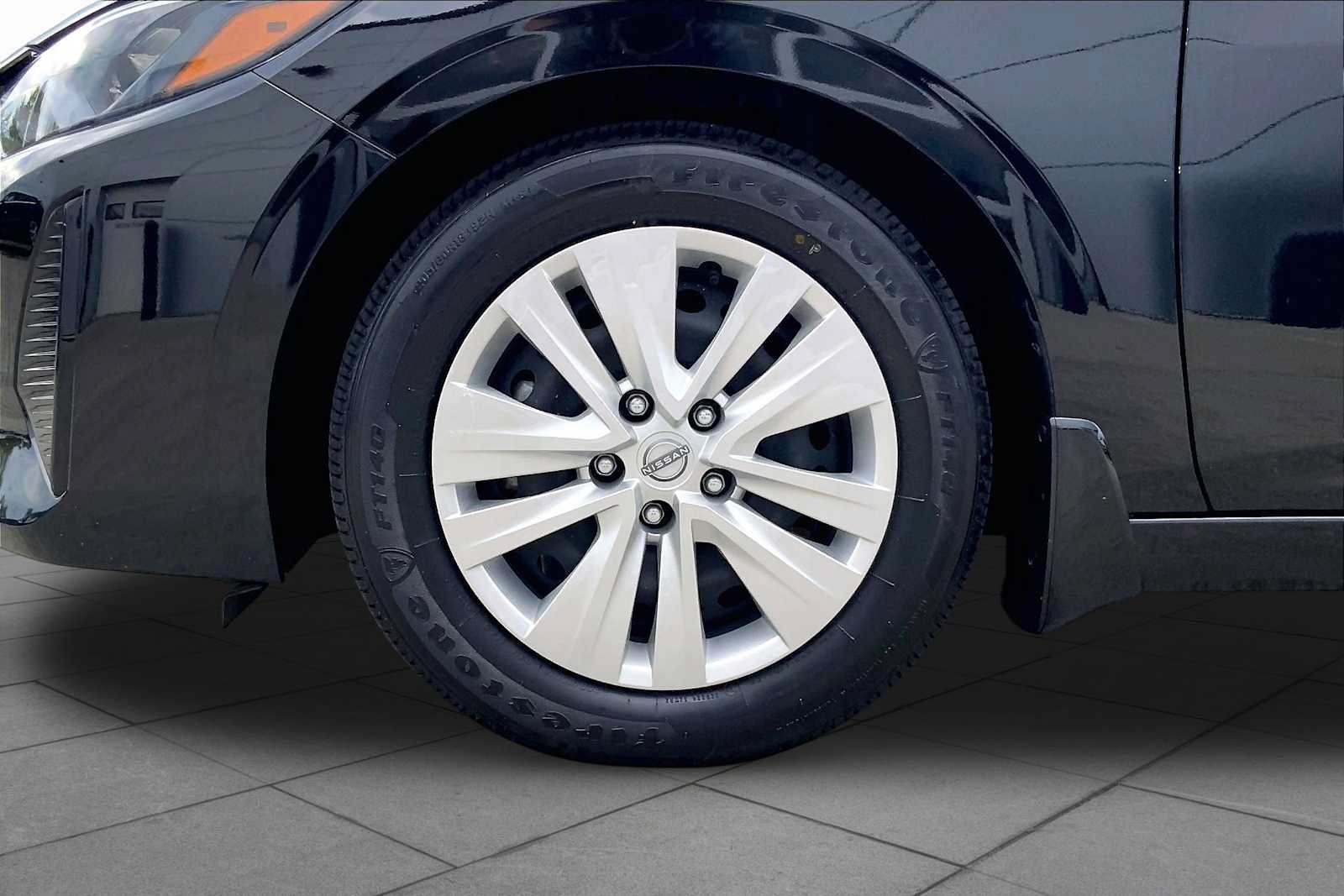 Used 2024 Nissan Sentra S FWD image 11