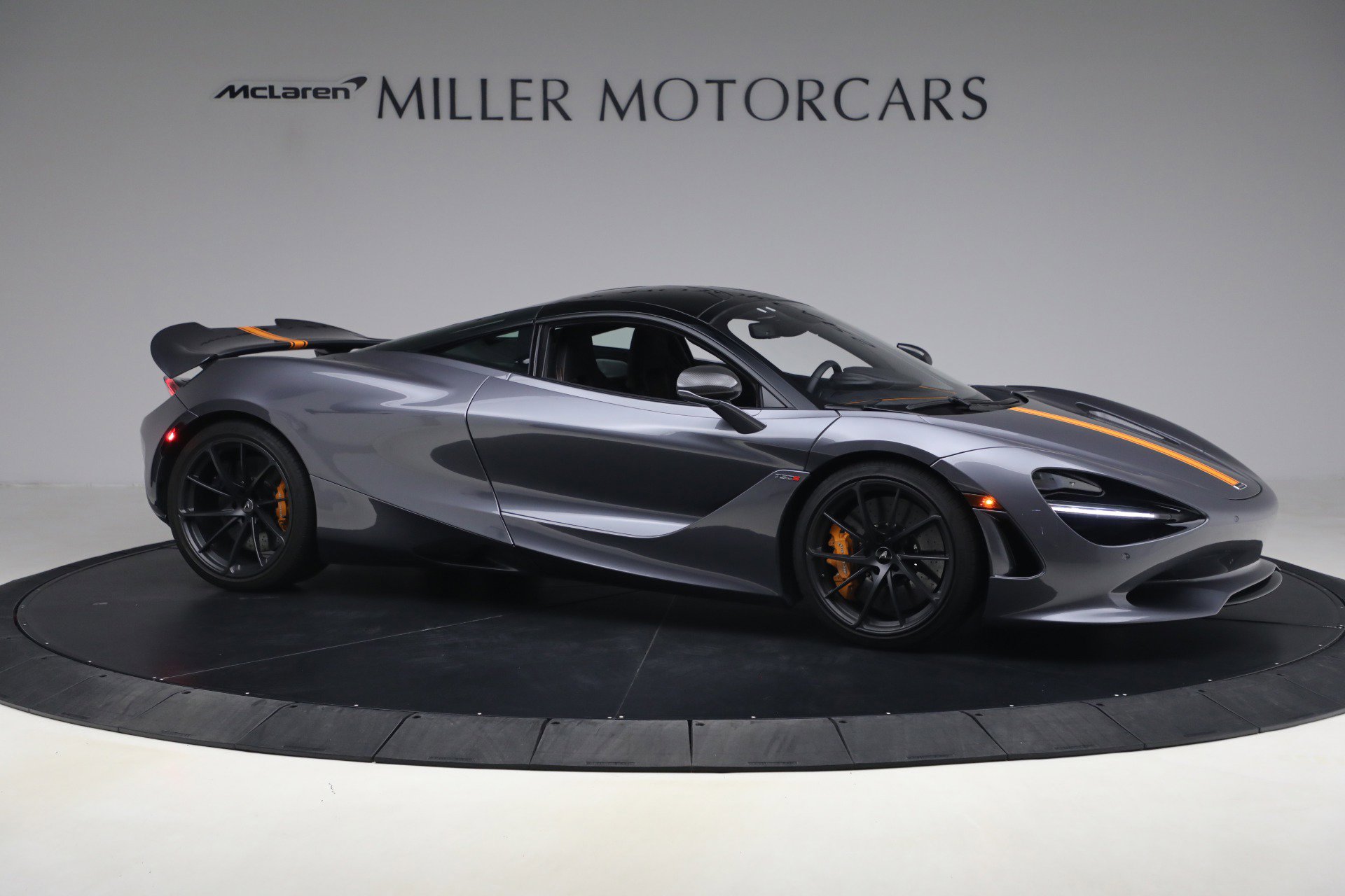 Used 2024 McLaren 750S image 10