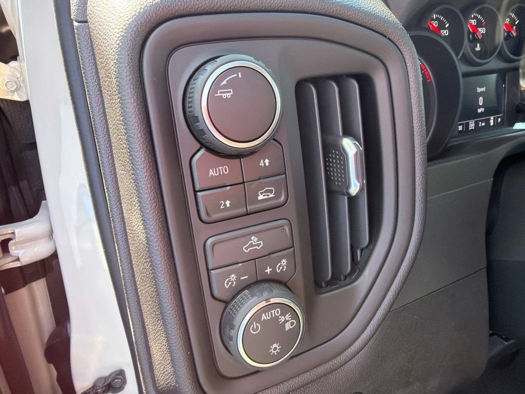 New 2026 Chevrolet Silverado 1500 Custom w/ Turbomax Blackout Package AWD/4WD image 14