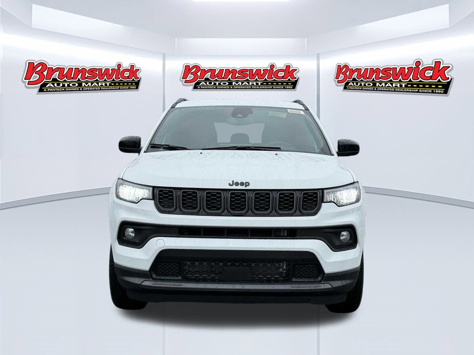 New 2026 Jeep Compass Latitude AWD/4WD image 2