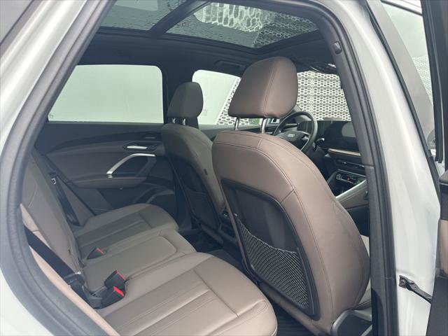 Certified 2025 Audi Q5 Premium Plus w/ Premium Plus AWD/4WD image 19