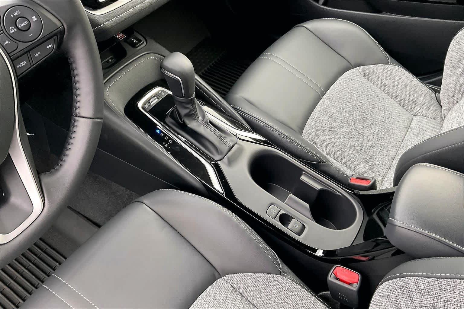 New 2026 Toyota Corolla XSE FWD image 7