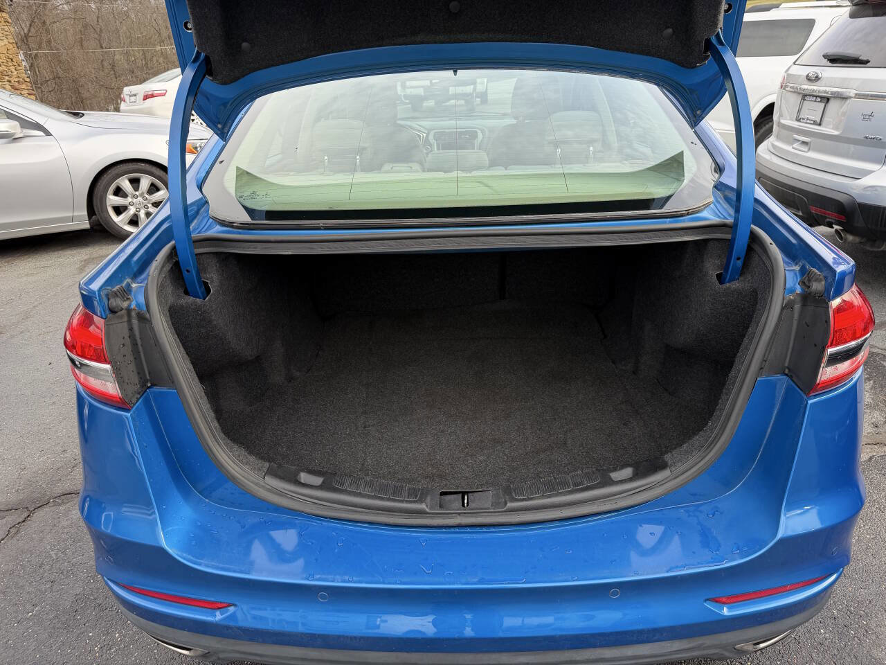 Used 2019 Ford Fusion SE image 14