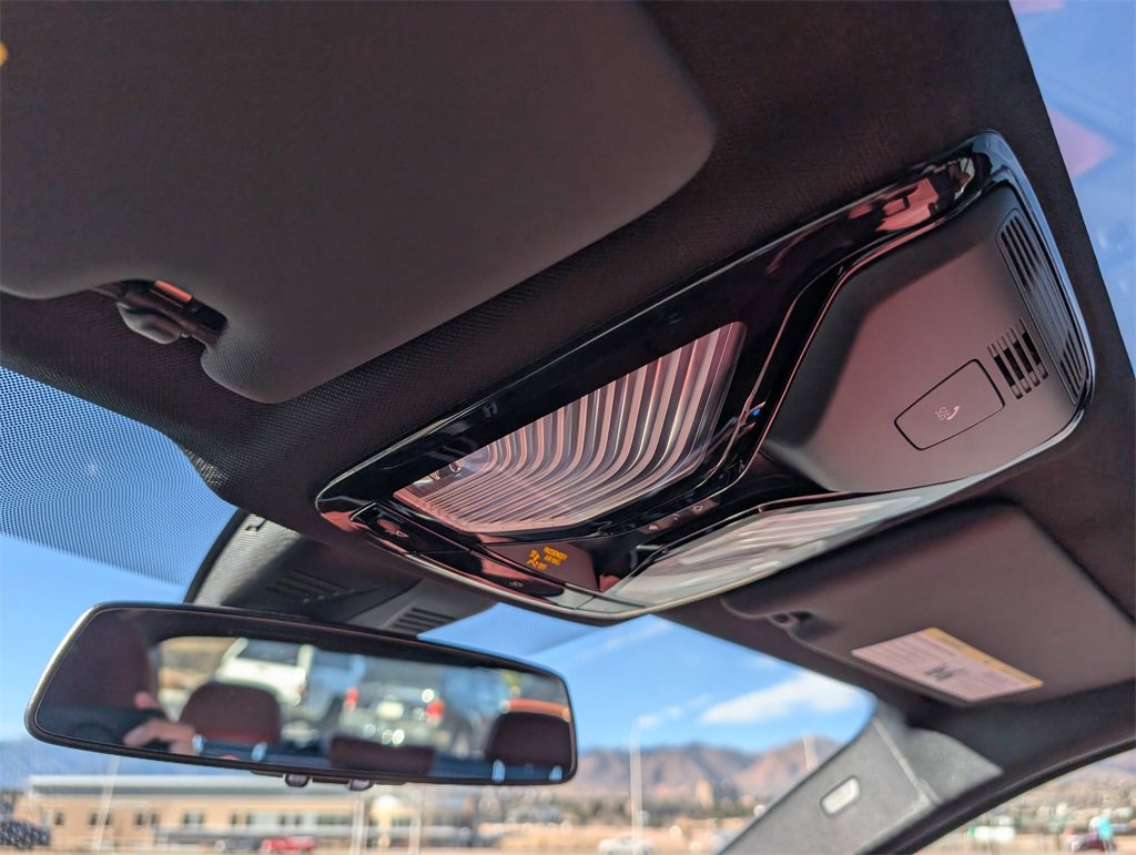 Used 2023 BMW 330i xDrive Sedan w/ Premium Package image 30