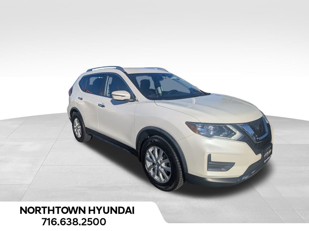 Used 2020 Nissan Rogue SV