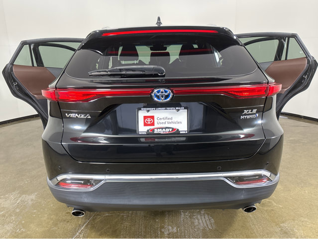 Used 2021 Toyota Venza XLE w/ Softex Package image 19