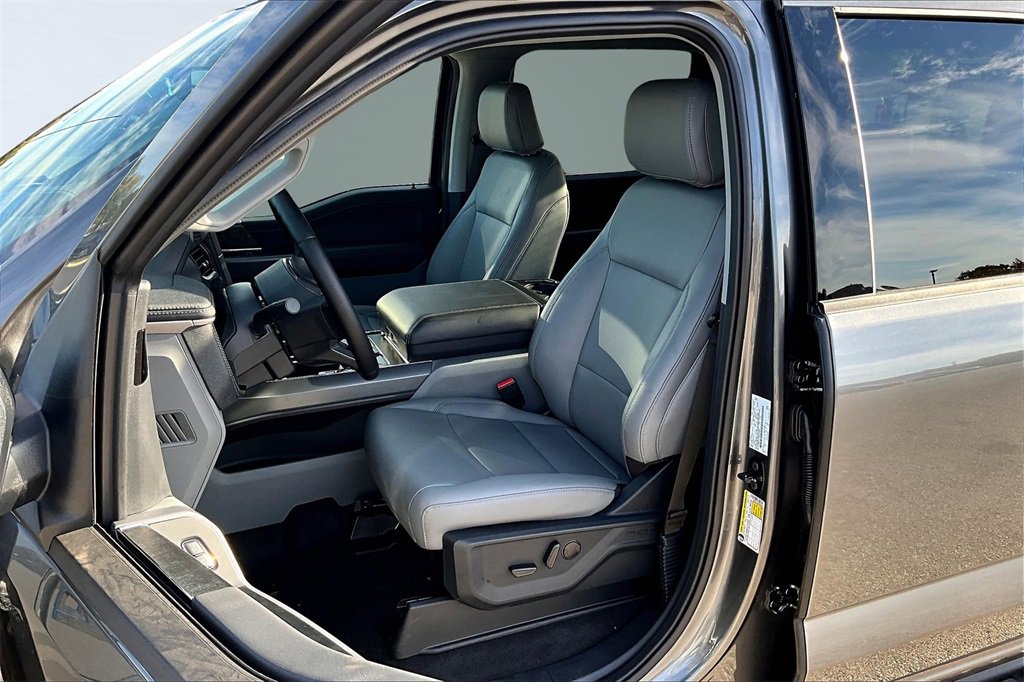 New 2025 Ford F150 Lightning Flash image 15