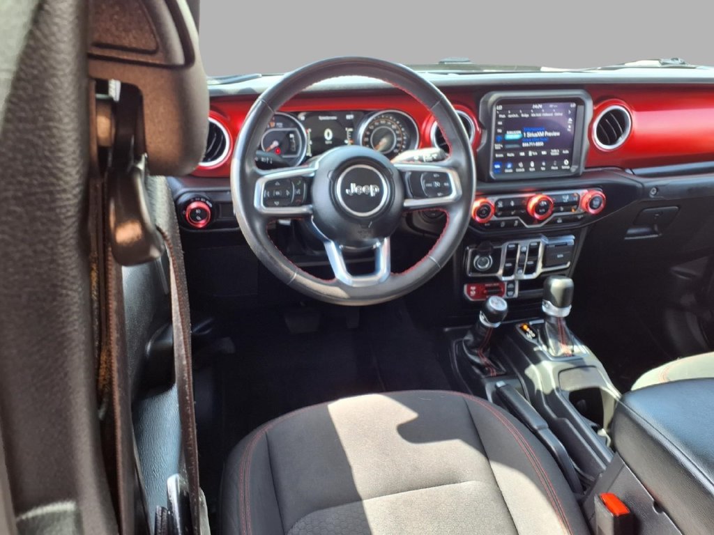 Used 2023 Jeep Gladiator Rubicon w/ Cold Weather Group AWD/4WD image 4
