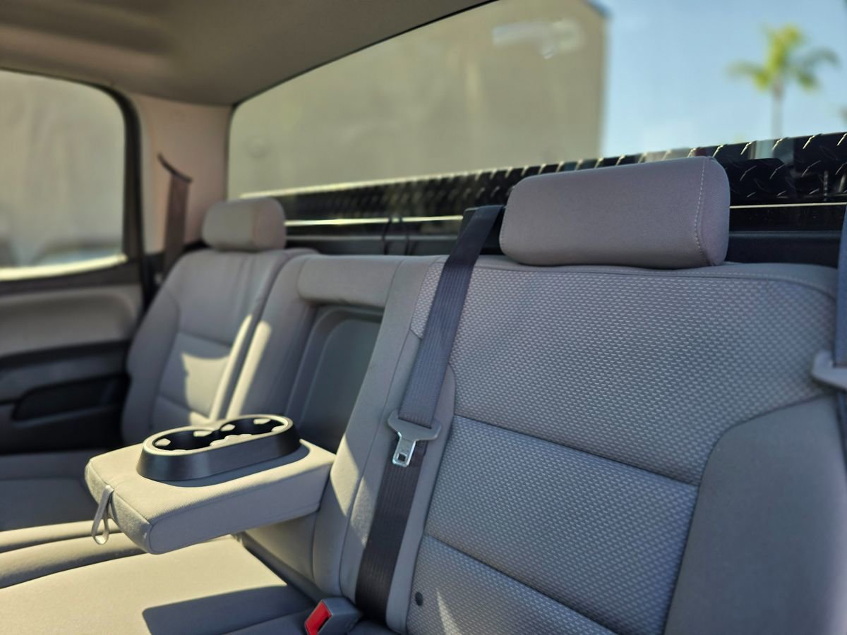 Used 2018 Chevrolet Silverado 1500 Custom w/ Trailering Package AWD/4WD image 19